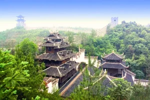 Ân Thi Thổ Ty Thành là tàn tích của một trung tâm chính trị và quân sự cổ