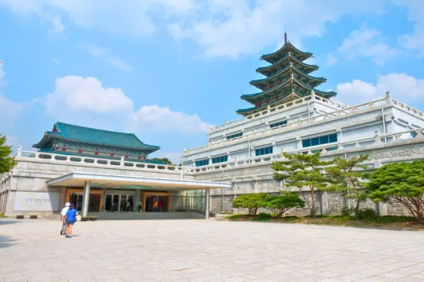 Bảo tàng dân gian Quốc gia (National Folk Museum) - nơi lưu giữ lịch sử, văn hóa Hàn Quốc