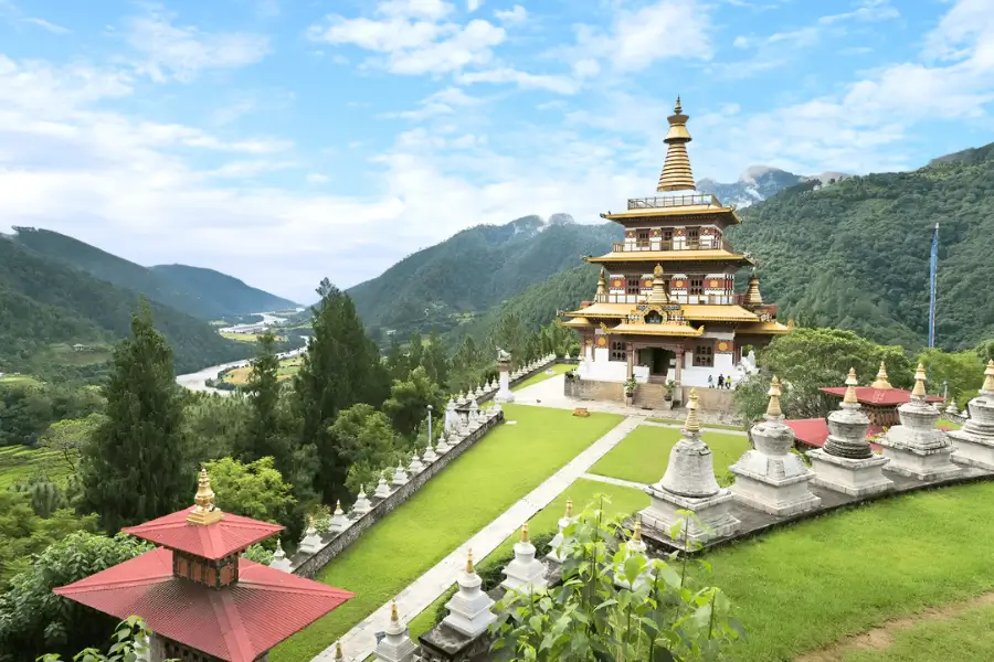 Bảo tháp Khamsum Yulley Namgyal Chorten Bảo tháp Khamsum Yulley Namgyal Chorten