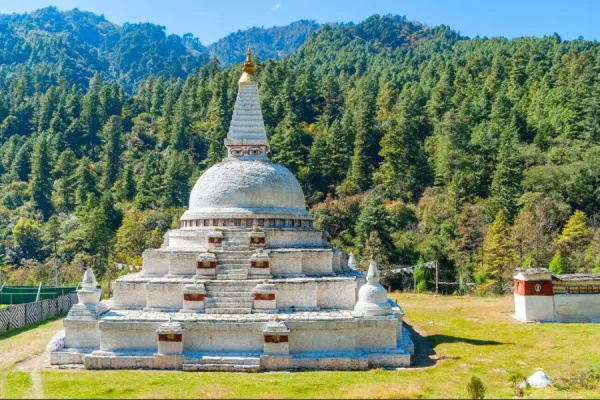 Chendebji Chorten