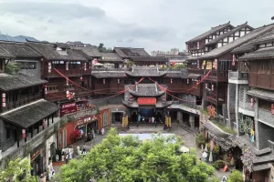 Cổ Trấn Nghìn Năm Từ Khí Khẩu