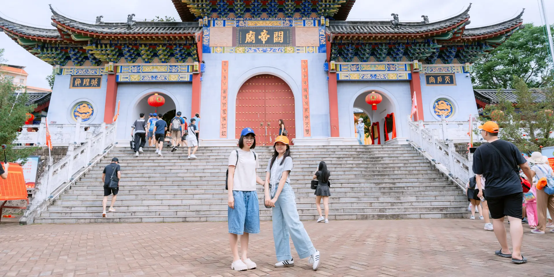 Công ty tổ chức tour nước ngoài uy tín