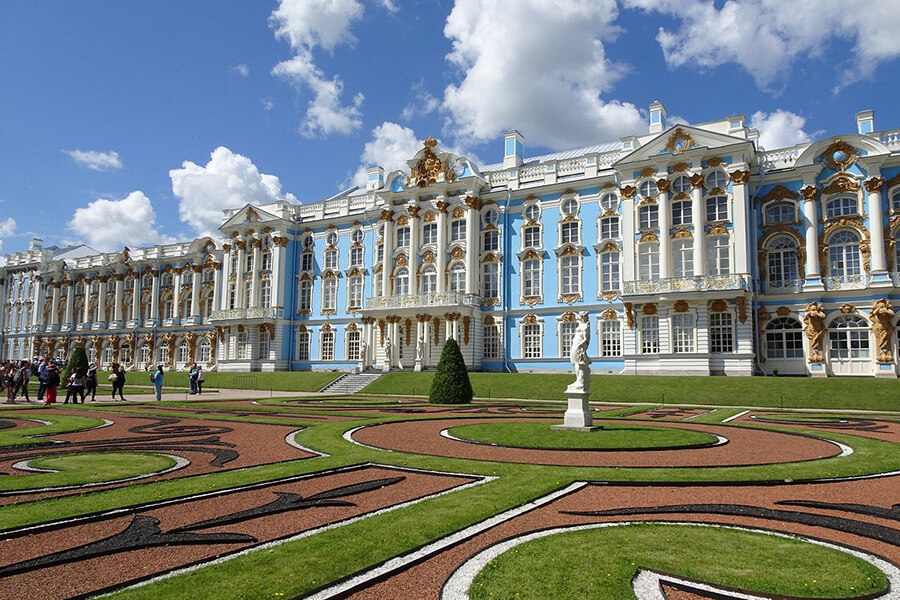 Cung điện Ekaterina - điểm đến không thể bở dỡ trong chuyến du lịch Nga