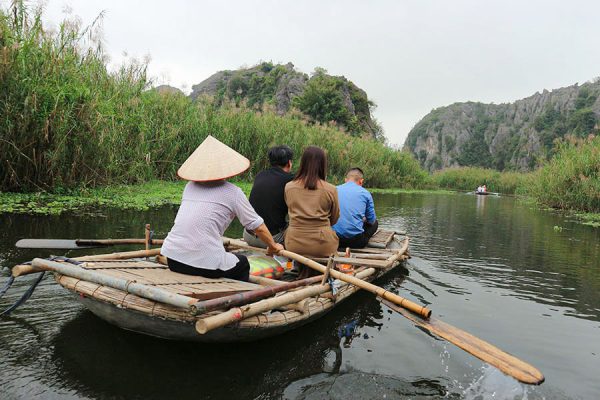 Đầm Vân Long Ninh Bình.