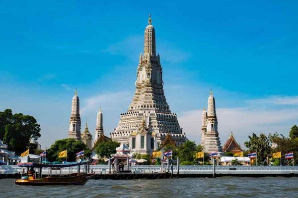 Dạo thuyền trên sông Chao Phraya