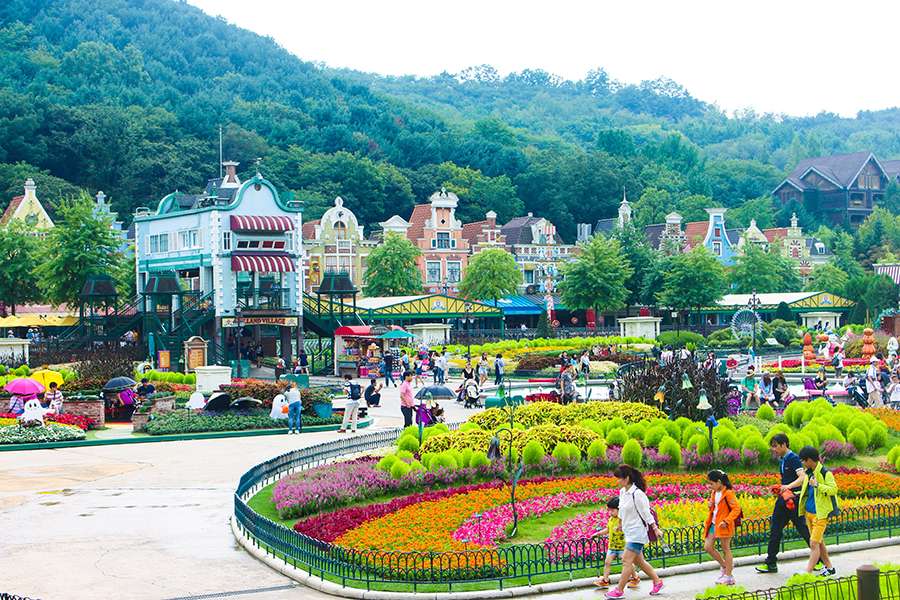 Du lịch Hàn Quốc tham quan công viên Everland