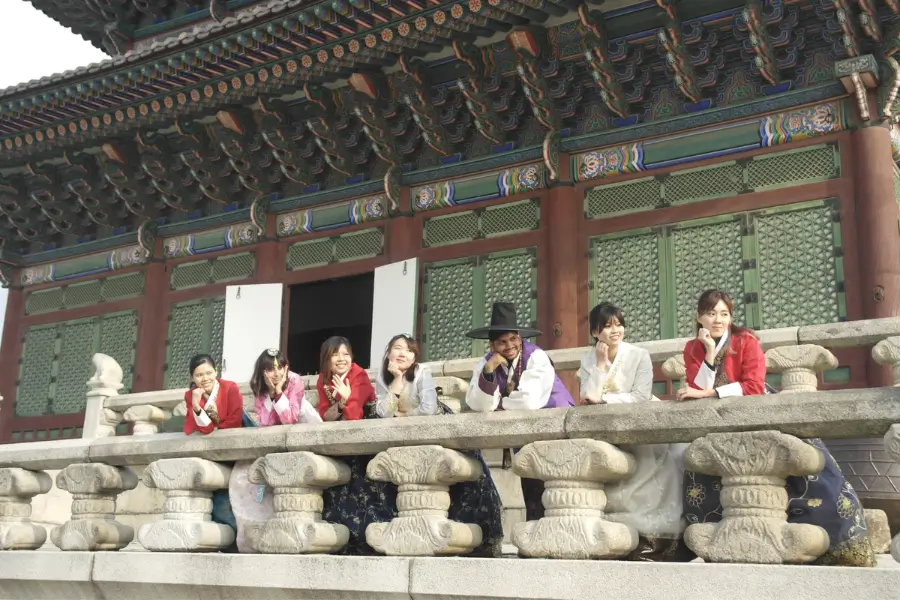 Du lịch cung điện Gyeongbokgung – Trải nghiệm không thể bỏ lỡ