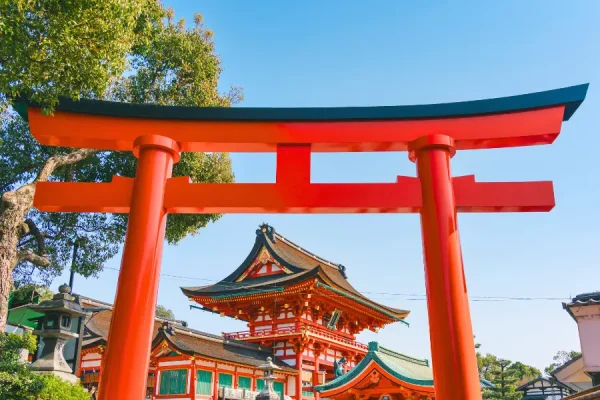 Fushimi Inari Taisha - Ngôi Đền Ngàn Cổng Torii Biểu Tượng Của Kyoto