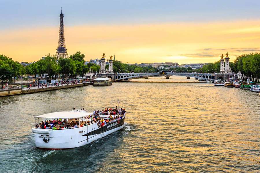 Ghé thăm dòng sông Seine Pháp