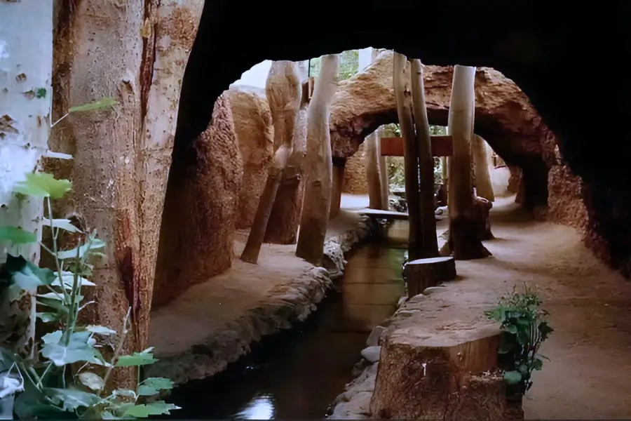 Karez (Hệ thống giếng Karez) Tân Cương Karez (Hệ thống giếng Karez) Tân Cương