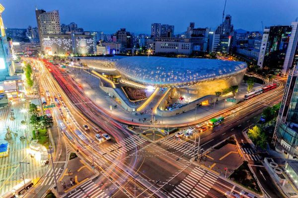 Khám phá Chợ Dongdaemun sầm uất bậc nhất Hàn Quốc