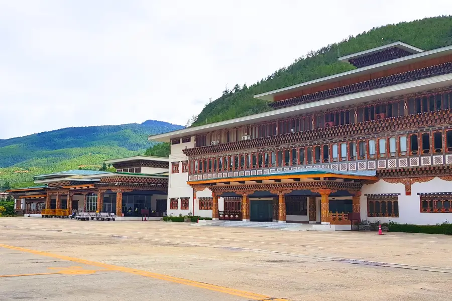 Kinh nghiệm bay đến Sân bay Paro