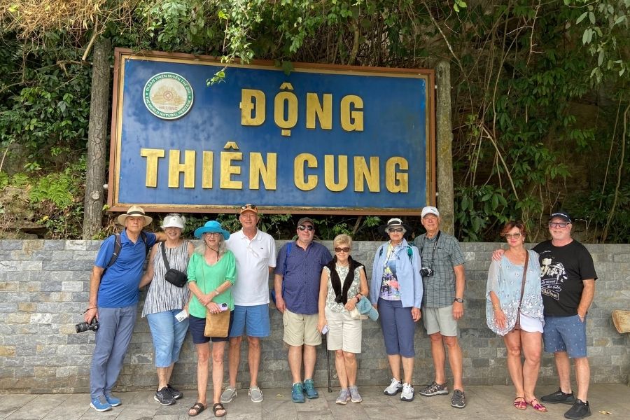 Kinh Nghiệm Tham Quan Hạ Long Trong Ngày Cho Khách Du Thuyền