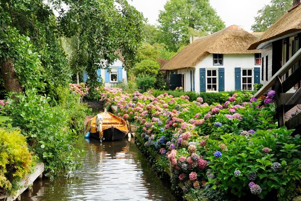 Làng cổ Giethoorn