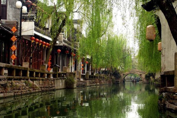 Ngắm nhìn Thị trấn cổ trấn trong chuyến du lịch Trung Quốc