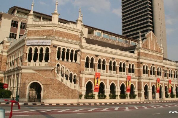 Quảng trường độc lập - Điểm nhấn trong chuyến du lịch Singapore-Malaysia
