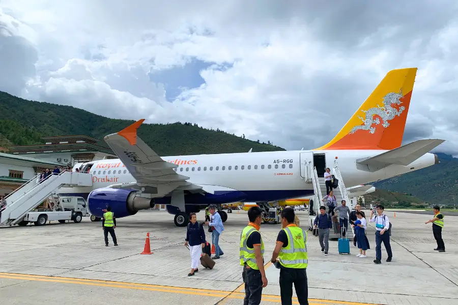 Sân Bay Paro - Sân Bay Độc Nhất Tại Bhutan Với Mức Độ Hạ Cánh Khó Nhất Thế Giới