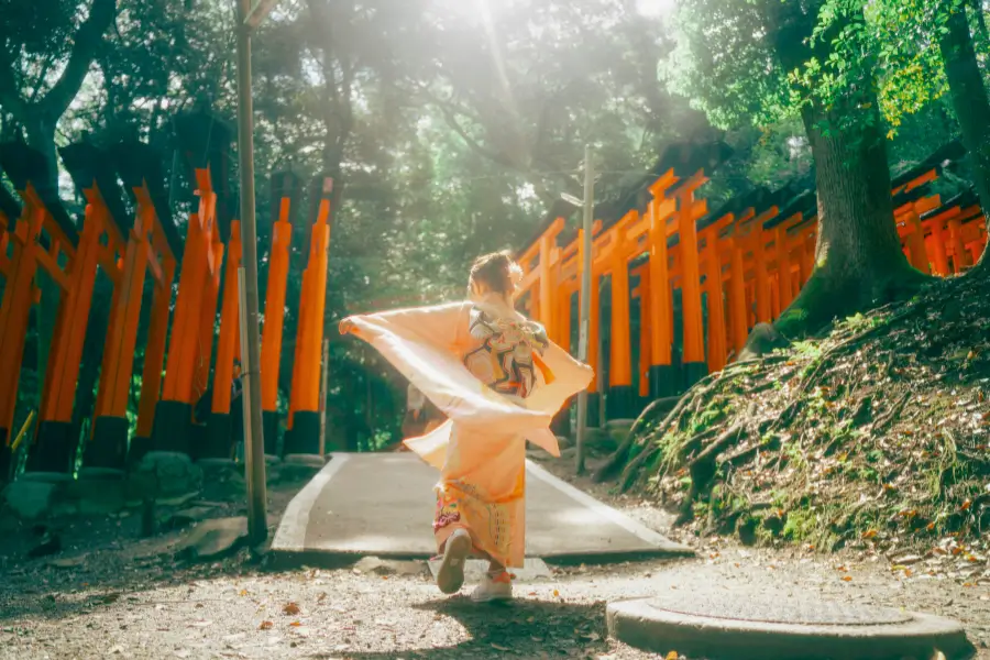 Sức hút của Fushimi Inari