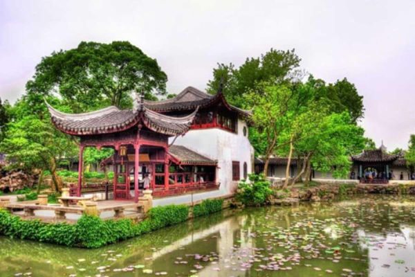 Tham quan Sư Tử Lâm trong chuyến du lịch Tô Châu Trung Quốc