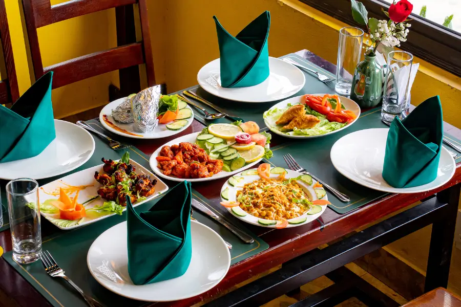 The One Indian Halong - Hương vị Ấn Độ chân thực