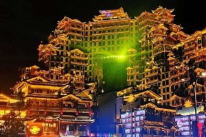 Tòa nhà 72 kỳ lầu