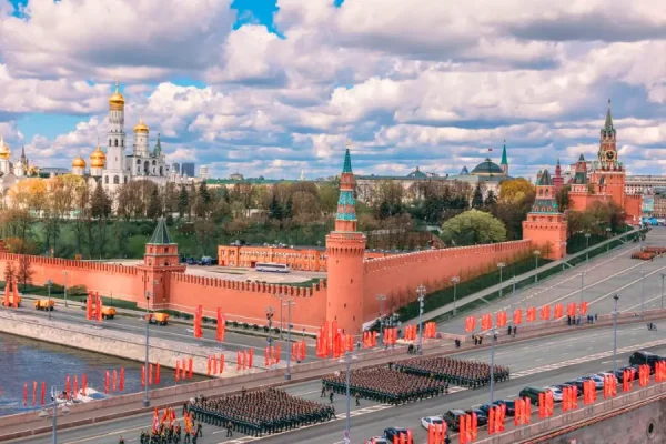 Tour Du Lịch Nga - Thành điện Kremlin