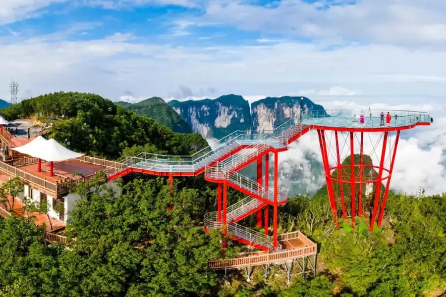 Tour du lịch Trung Quốc - Thất Tinh Sơn Tour du lịch Trung Quốc - Thất Tinh Sơn