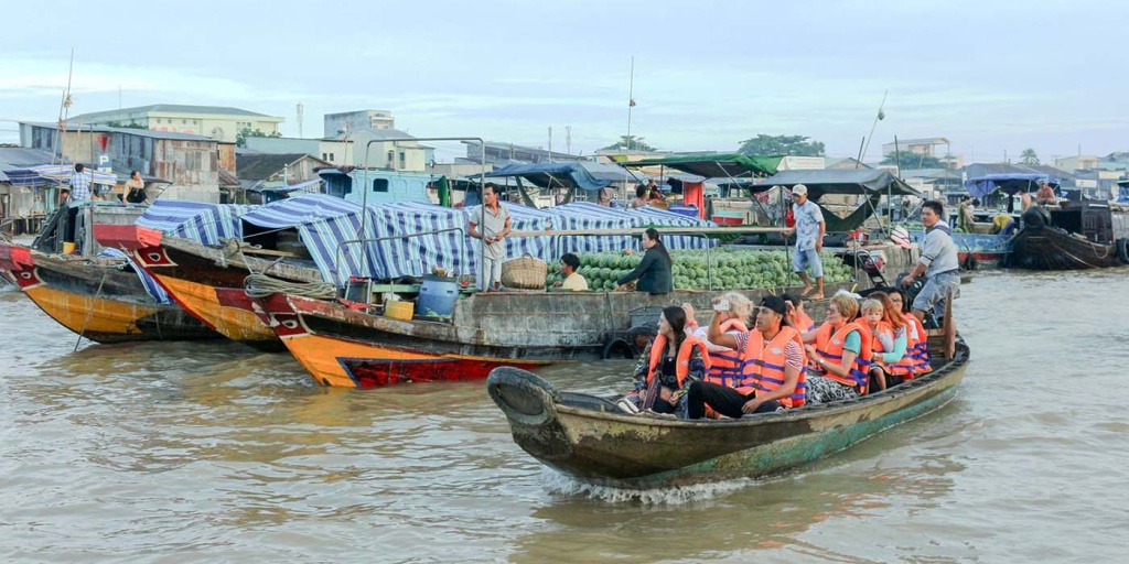 Du Lịch Tầm Nhìn Việt