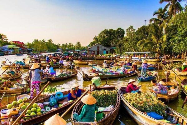 Chương trình tour du lịch miền Tây mùa nước nổi 5 ngày 4 đêm - Chợ nổi cái răng