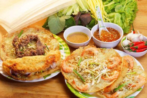 Đặc sản bánh xèo tôm nhảy