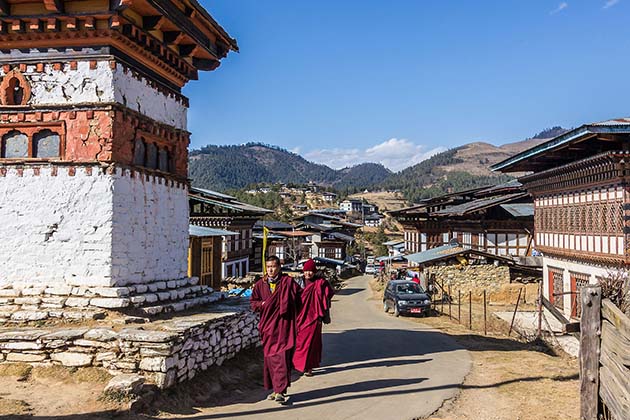 Đặt tour du lịch Bhutan trọn gói - đền Kichu Lhakhang
