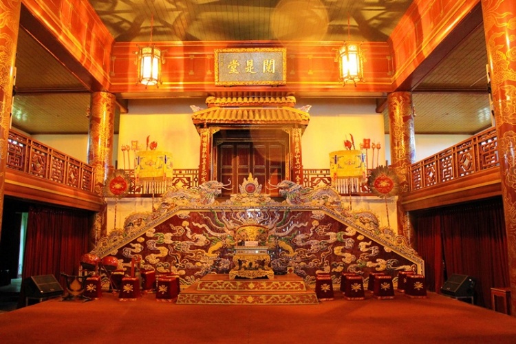 Đặt tour du lịch Đà Nẵng Huế - Nhà hát Duyệt Thị Đường
