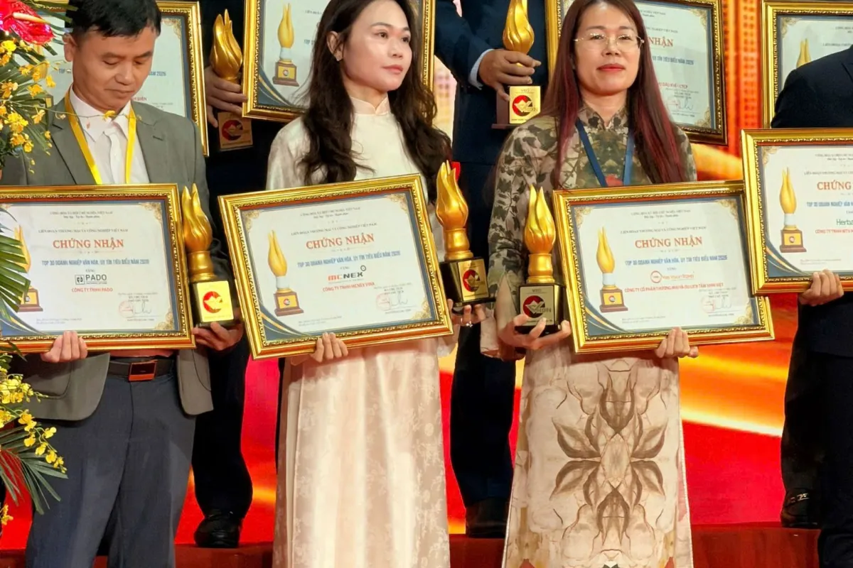 Du Lịch Tầm Nhìn Việt Ghi Danh Top 30 Doanh Nghiệp Văn Hóa