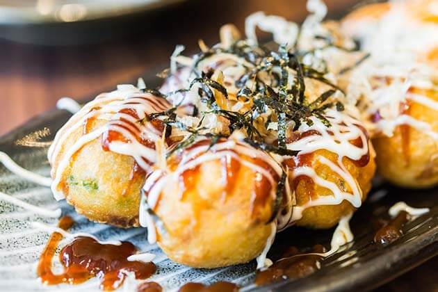 Món ăn vặt ngon tại Nhật Bản - Takoyaki Bánh bạch tuộc