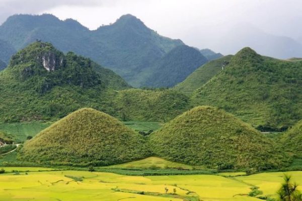 núi đôi cô tiên ở hà giang