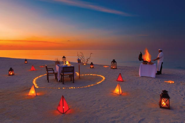 Thưởng thức bữa tối tại Maldives