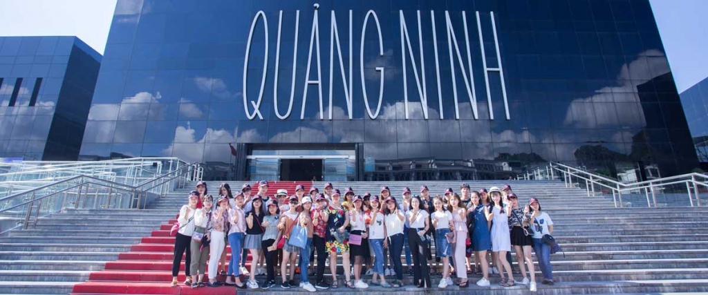 Du Lịch Tầm Nhìn Việt