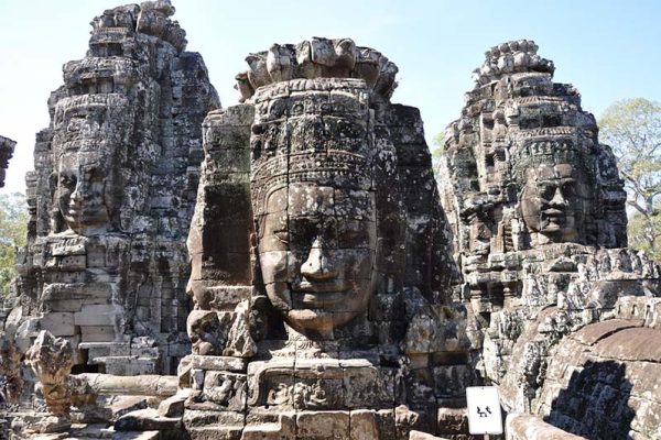 Tour du lịch Campuchia 4 ngày - Đền Angkor Thom