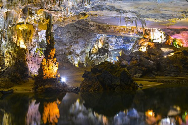 Tour du lịch Đà Nẵng Quảng Bình từ Sài Gòn - Động Phong Nha