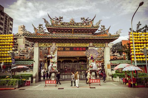 Tour du lịch Đài Loan 5 ngày - Long Sơn Tự