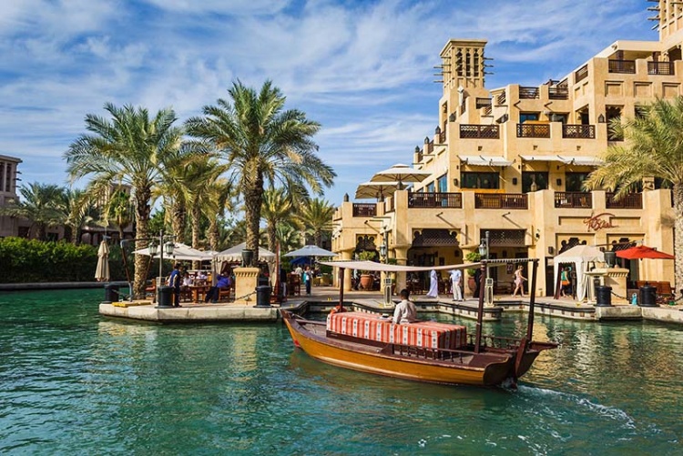 Tour du lịch Dubai 6 ngày 5 đêm - Taxi nước
