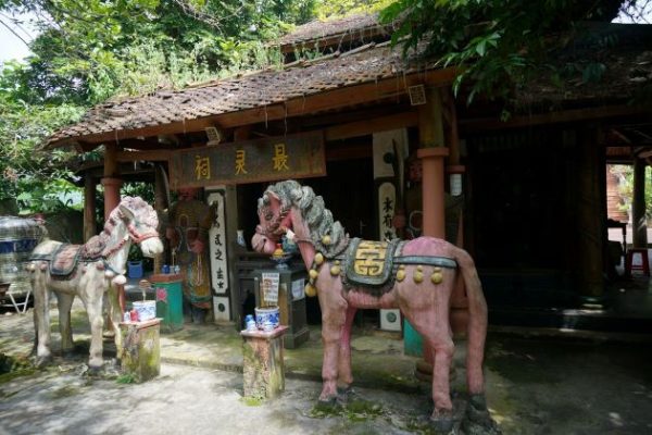 tour du lịch hà giang từ hà nội thăm đền đôi cô cầu má