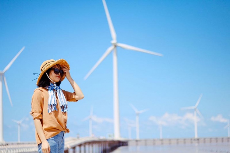 Tour du lịch miền Tây mùa nước nổi 5 ngày - cánh đồng quạt gió bạc liêu