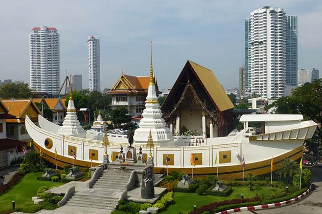 Tour đi du lịch Thái Lan Bangkok Pattaya 5 ngày từ Hà Nội - Chùa Wat Yannawa