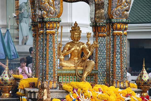 Tour du lịch Thái Lan trọn gói - đền Erawan