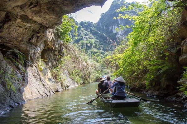 Tour du lịch Tràng An Ninh Bình 1 ngày trọn gói