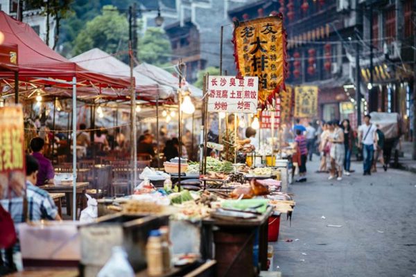 Tour du lịch Trung Quốc Phượng Hoàng Cổ Trấn 5 ngày - Chợ đêm