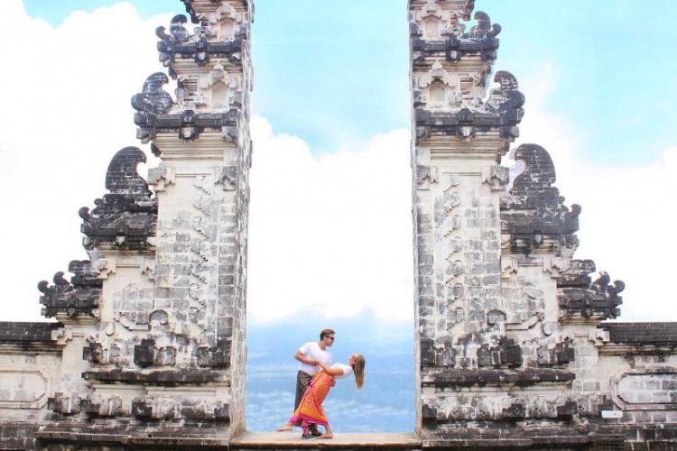 Viếng thăm cổng trời Bali