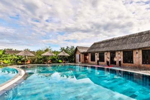 voucher khách sạn huế ecolodge - hồ bơi