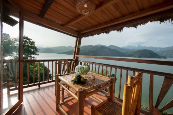 voucher Mai Châu Hideaway Resort ban công